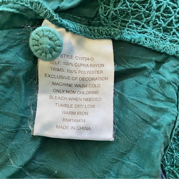 Johnny Was Mills Blouse Teal Button Floral Embroidered Long Sleeve Size Medium - Picture 6 of 6